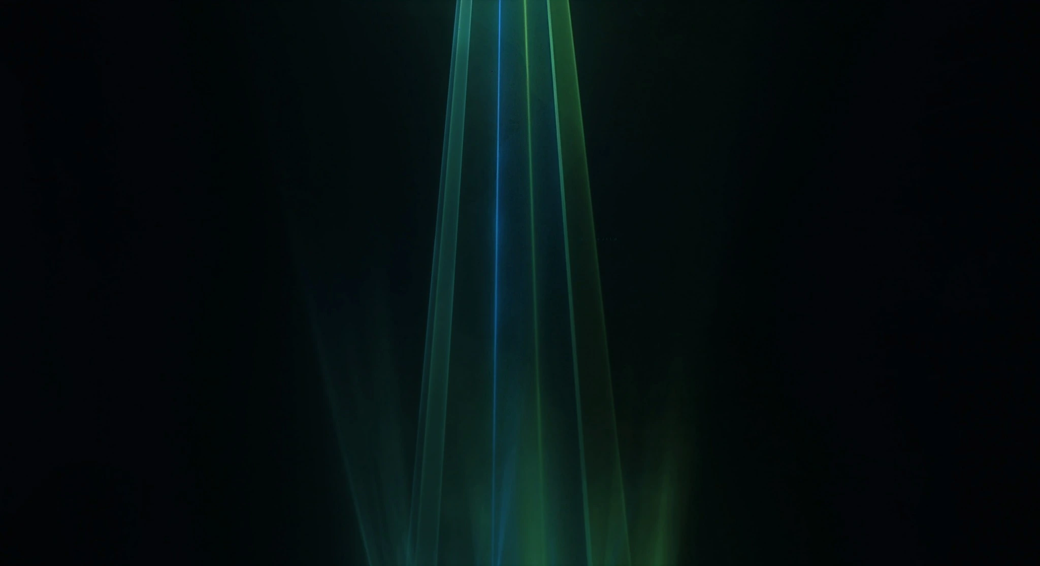 EIXO — planos verticais de luz azul e verde